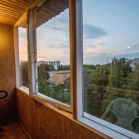 Apartamento Song Festival Apartment, 5-10 Min From Bus/airport Tallin