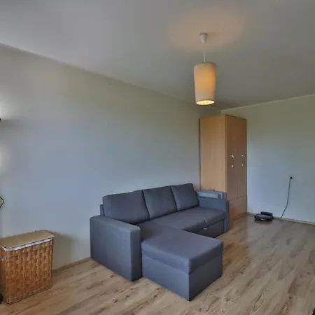 Song Festival Apartment, 5-10 Min From Bus/airport 塔林