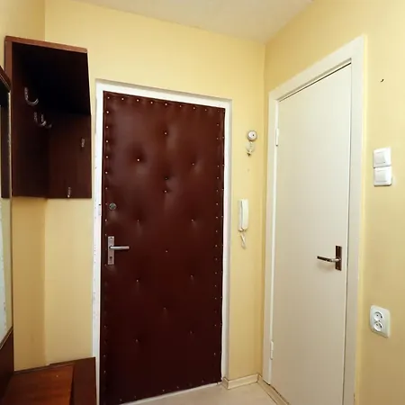 Lejlighed Song Festival Apartment, 5-10 Min From Bus/airport *