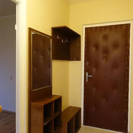 Lejlighed Song Festival Apartment, 5-10 Min From Bus/airport